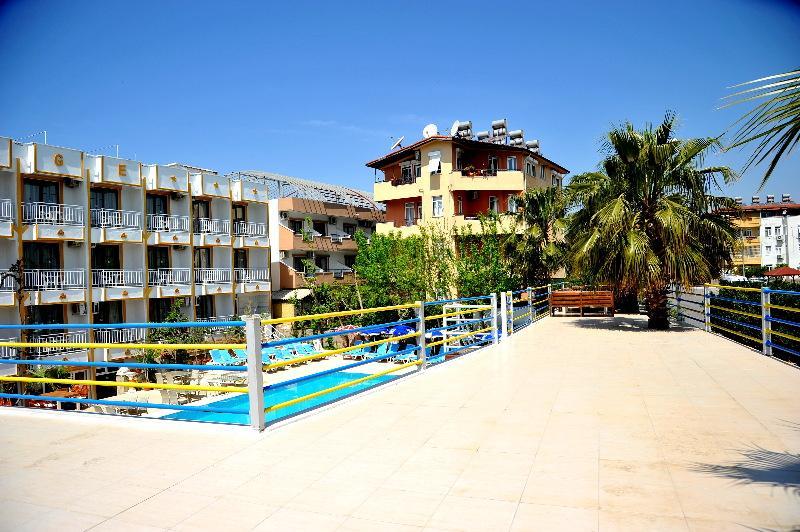 Selge Hotel Side Exterior photo