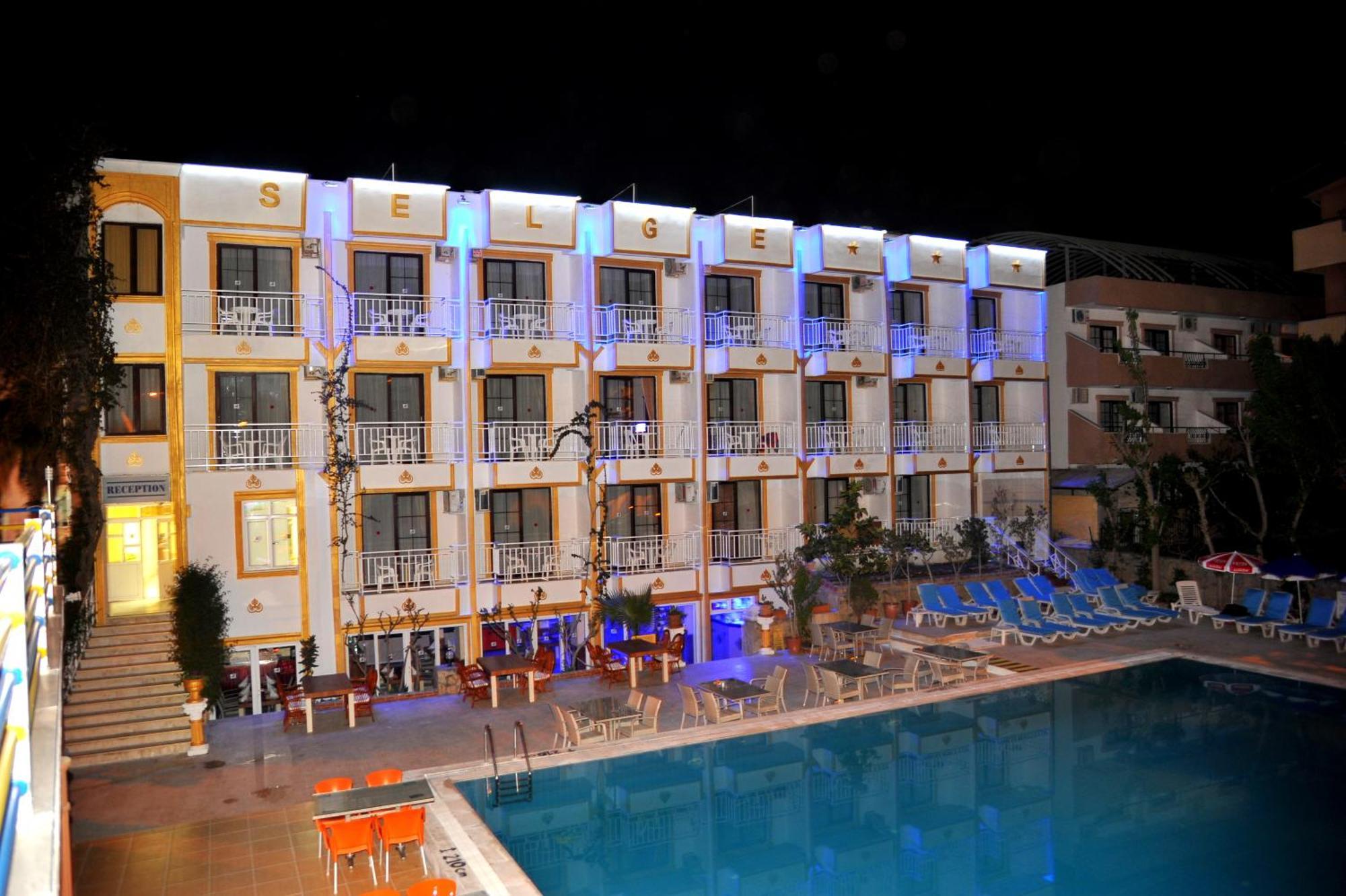 Selge Hotel Side Exterior photo