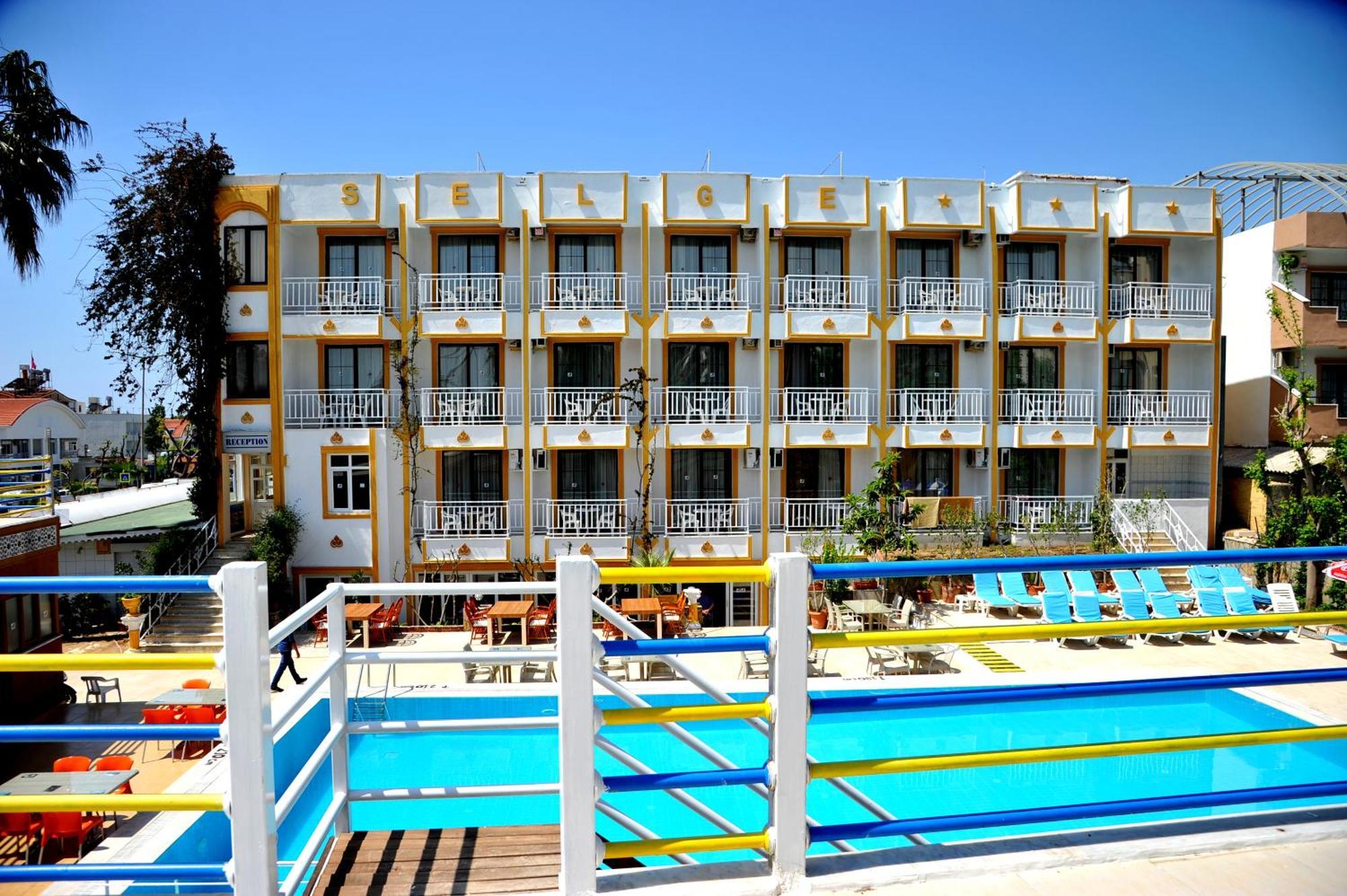 Selge Hotel Side Exterior photo