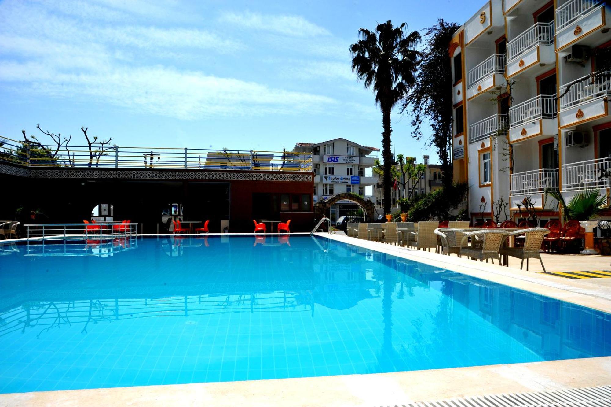 Selge Hotel Side Exterior photo