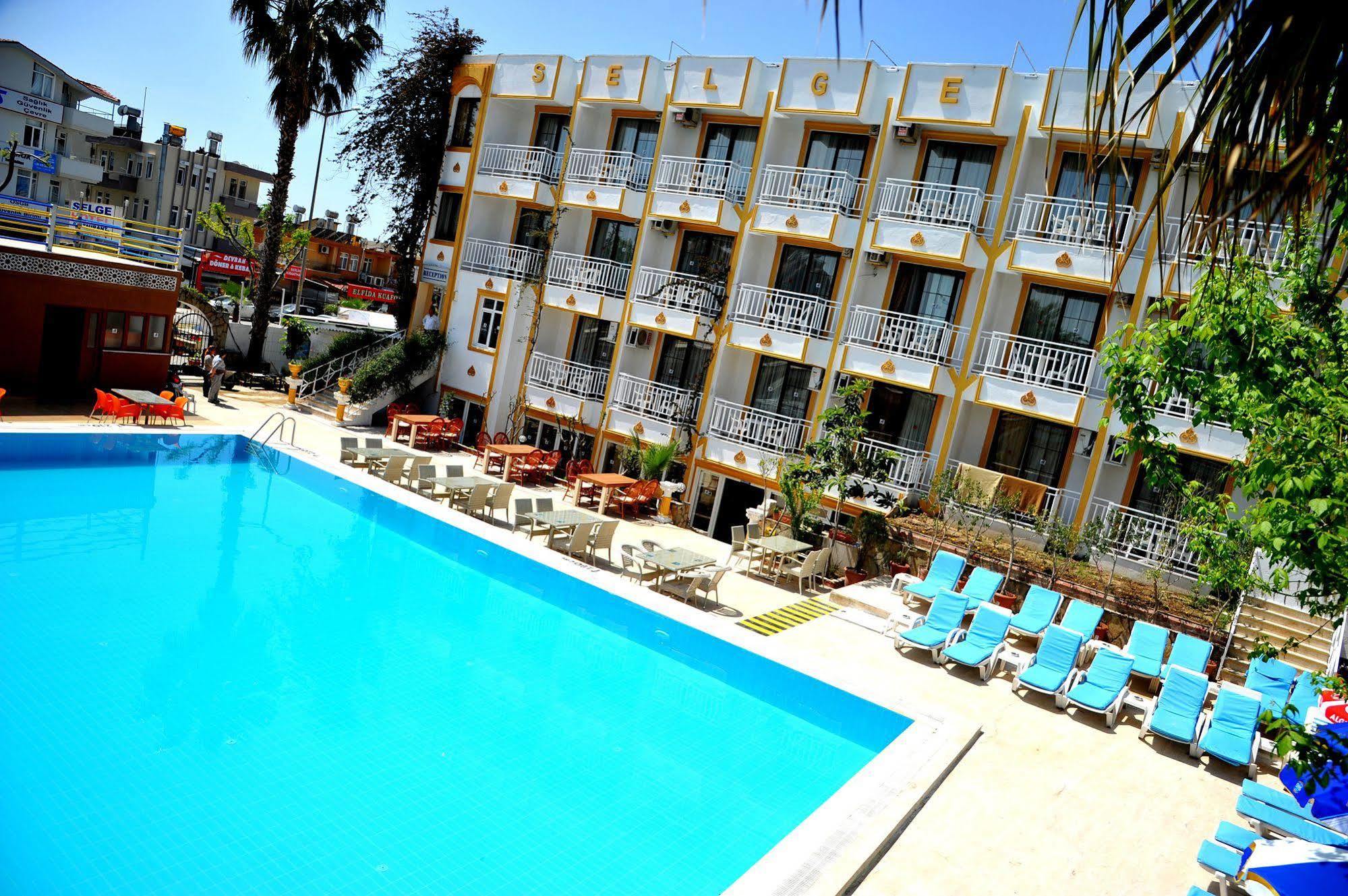 Selge Hotel Side Exterior photo
